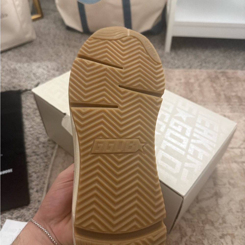 Golden Goose Men’s running sole size 42 - Picture 3 of 9